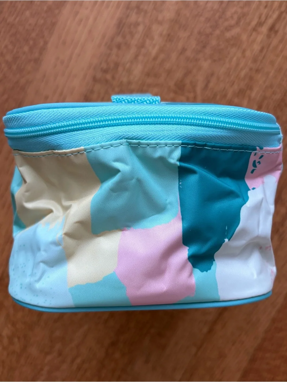 Thirty-One Glamour Case Painted Streaks Abstract Pastel Travel Cosmetic Bag NWOT
